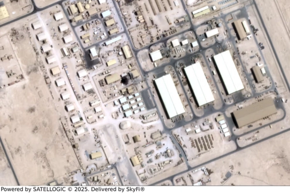 تصویر ماهوارهای گرفتهشده در ۲۴ ژوئن توسط شرکت آمریکایی Satellogic که به دست ایراناینترنشنال رسیده، نشان میدهد که همان گنبد ژئودزیک به لکهای سوخته و سیاه تبدیل شده است.