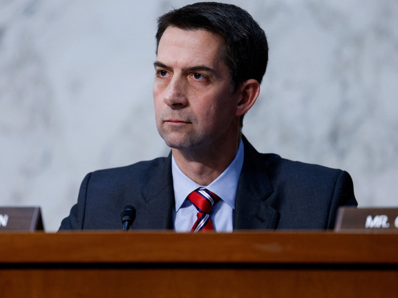 سناتور آمریکا: ترامپ اجازه نخواهد داد که ایران او را به بازی بگیرد