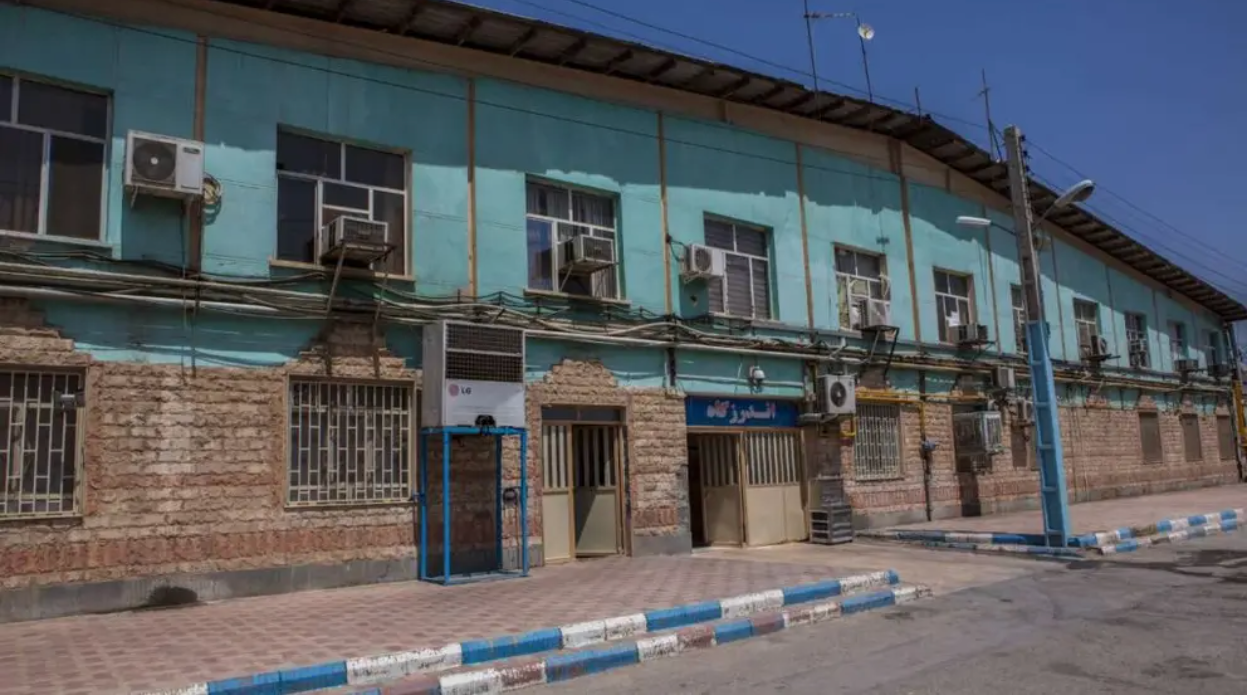 تقرير منظمة حقوق الإنسان الإيرانية: سجن "قرجك ورامين"..جحيم للنساء والأطفال