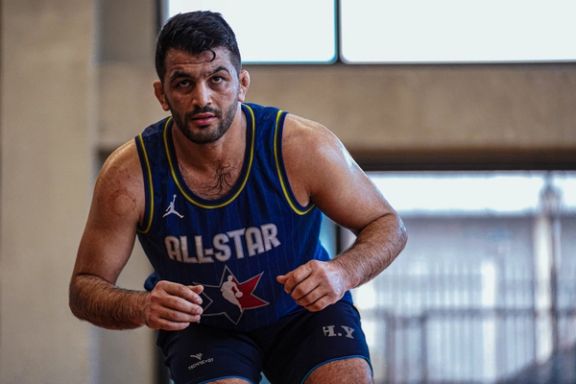 حسن یزدانی از ترکیب استقلال جویبار در هفته دوم لیگ برتر کشتی آزاد خط خورد