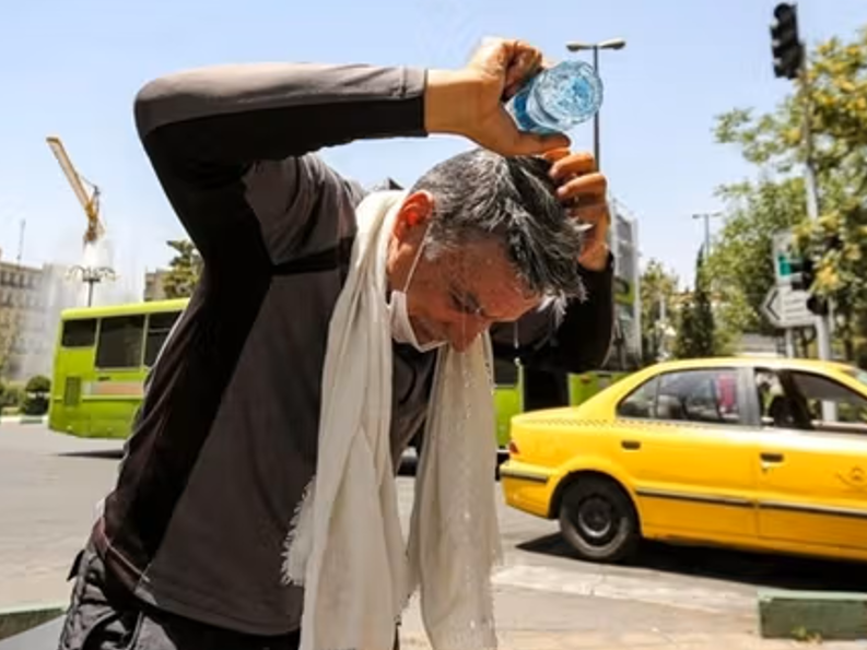 قطع مکرر برق زندگی و کسب‌وکار بسیاری از مردم را مختل کرده است