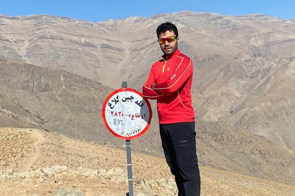 عباس اسحاقی، کوهنورد، به دست جمهوری اسلامی در تهران به قتل رسید