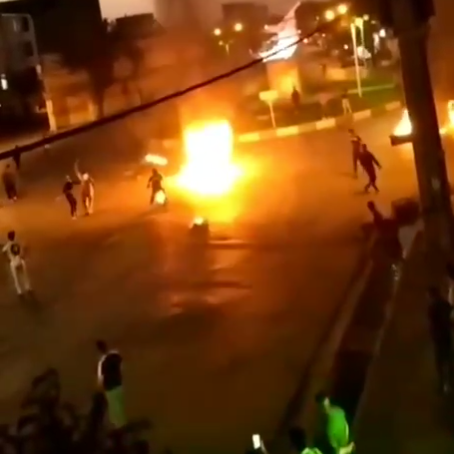 نامه ۵۰۰ استاد دانشگاه به روسای قوا: از هر نوع برخورد خشونتآمیز با مردم جلوگیری شود