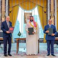 Mecca pact ties three Sunni powers together as Iran-backed attacks loom