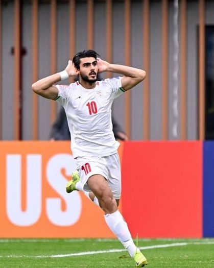 رضا غندیپور به شباب الاهلی امارات پیوست