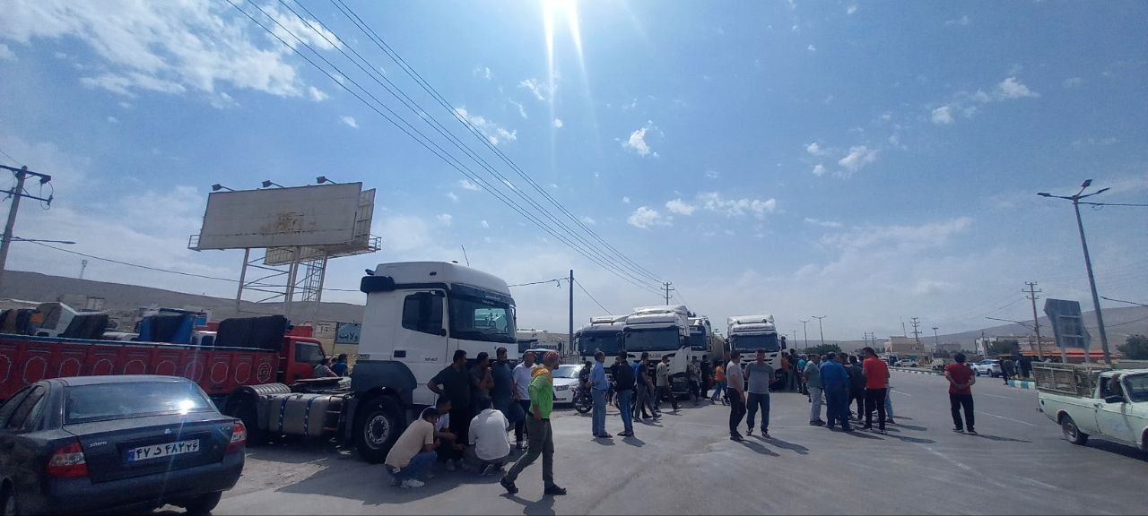 تلاش حکومت برای شکستن اعتصاب ۷ روزه کامیون‌داران؛ از بازداشت تا وعده سوخت تشویقی