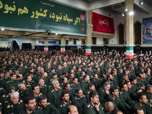 اتحاد المؤسسات الإيرانية يطالب بتصنيف الحرس الثوري منظمة إرهابية ويحذر من نشاطه بأستراليا