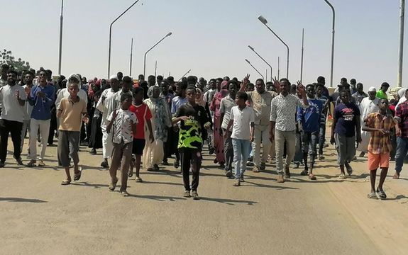 در تظاهرات سراسری مردم سودان علیه کودتا ۳ نفر کشته و ۳۸ نفر زخمی شدند