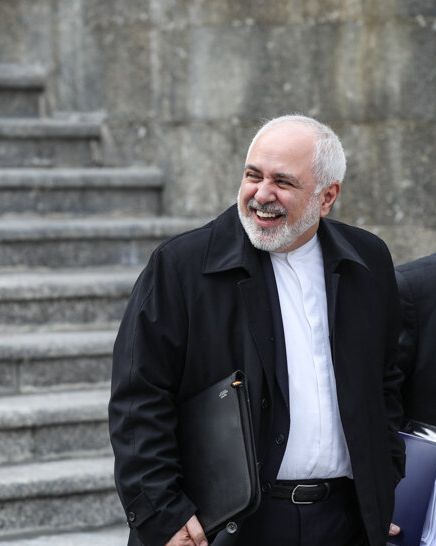 نماینده مجلس: ظریف خود گاندوست و رسوب وحشتناکی در نهادهای امنیتی ایجاد شده است