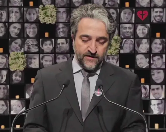 درخواست حامد اسماعیلیون از نویسندگان: دیگر به وزارت خبیث سانسور اثری نفرستید