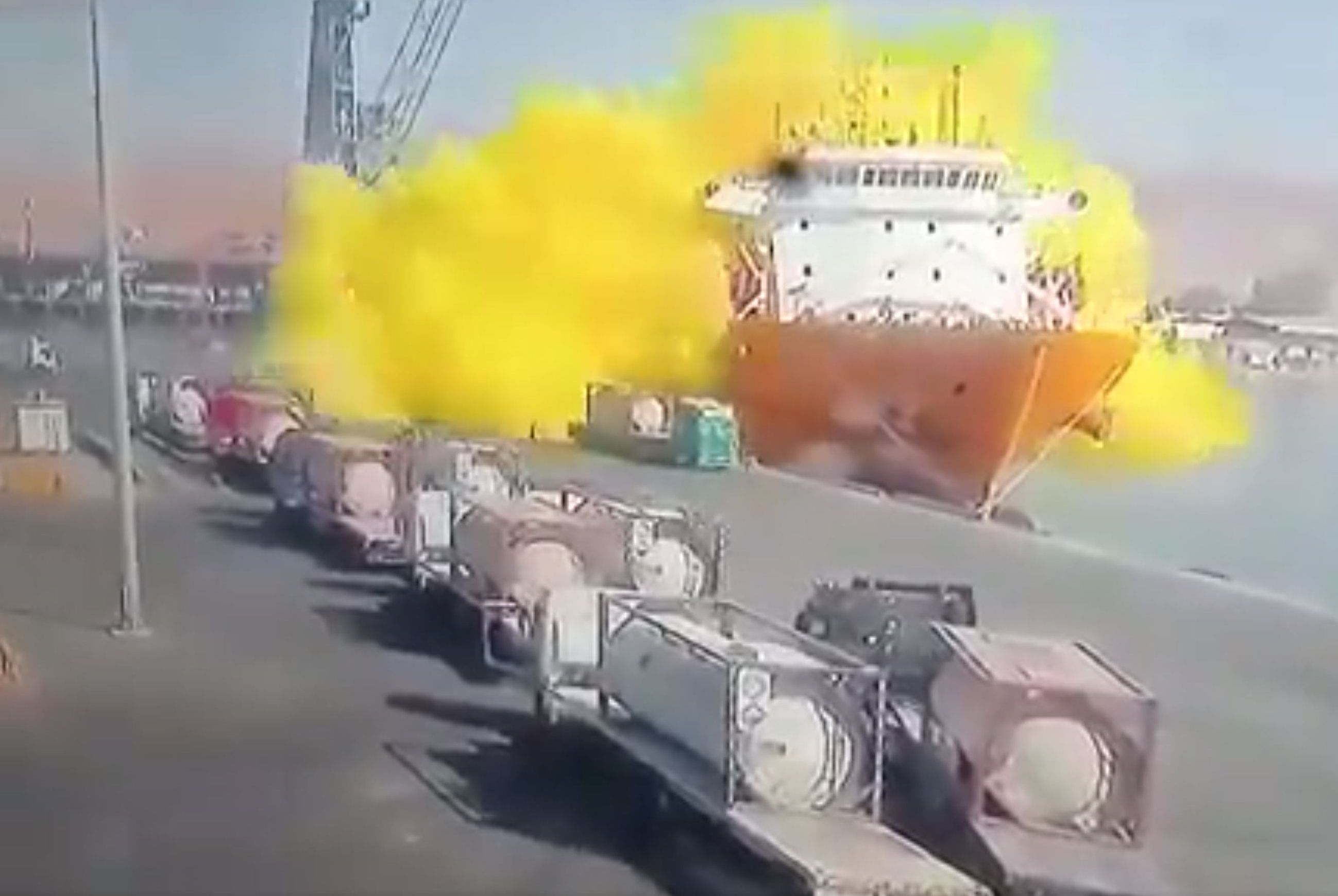 نشت گاز کلر در بندر عقبه اردن دست‌کم ۱۲ کشته برجای گذاشت