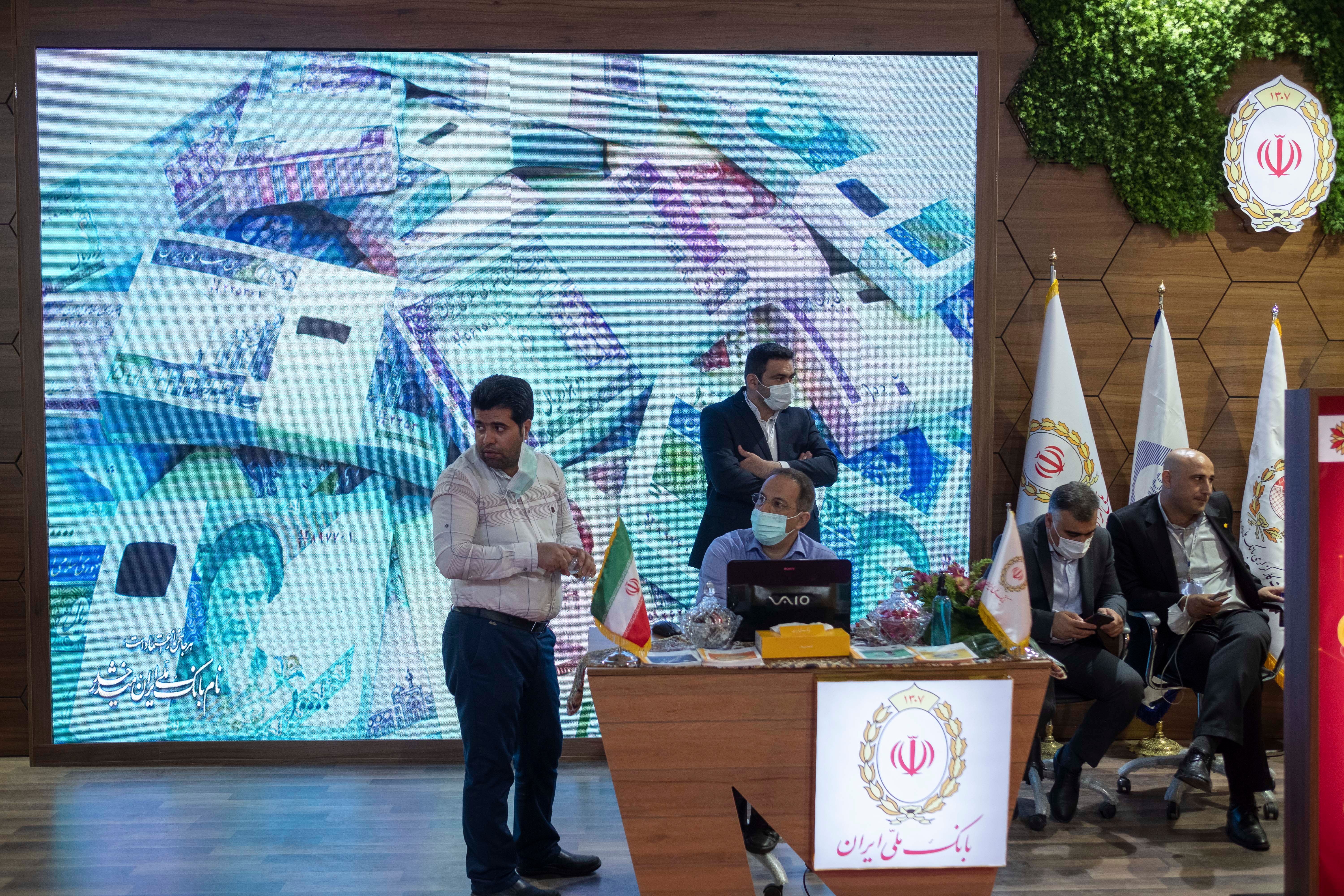 Iran central bank presentign revenues at an oil and gas exhibition in Tehran. May 13, 2022