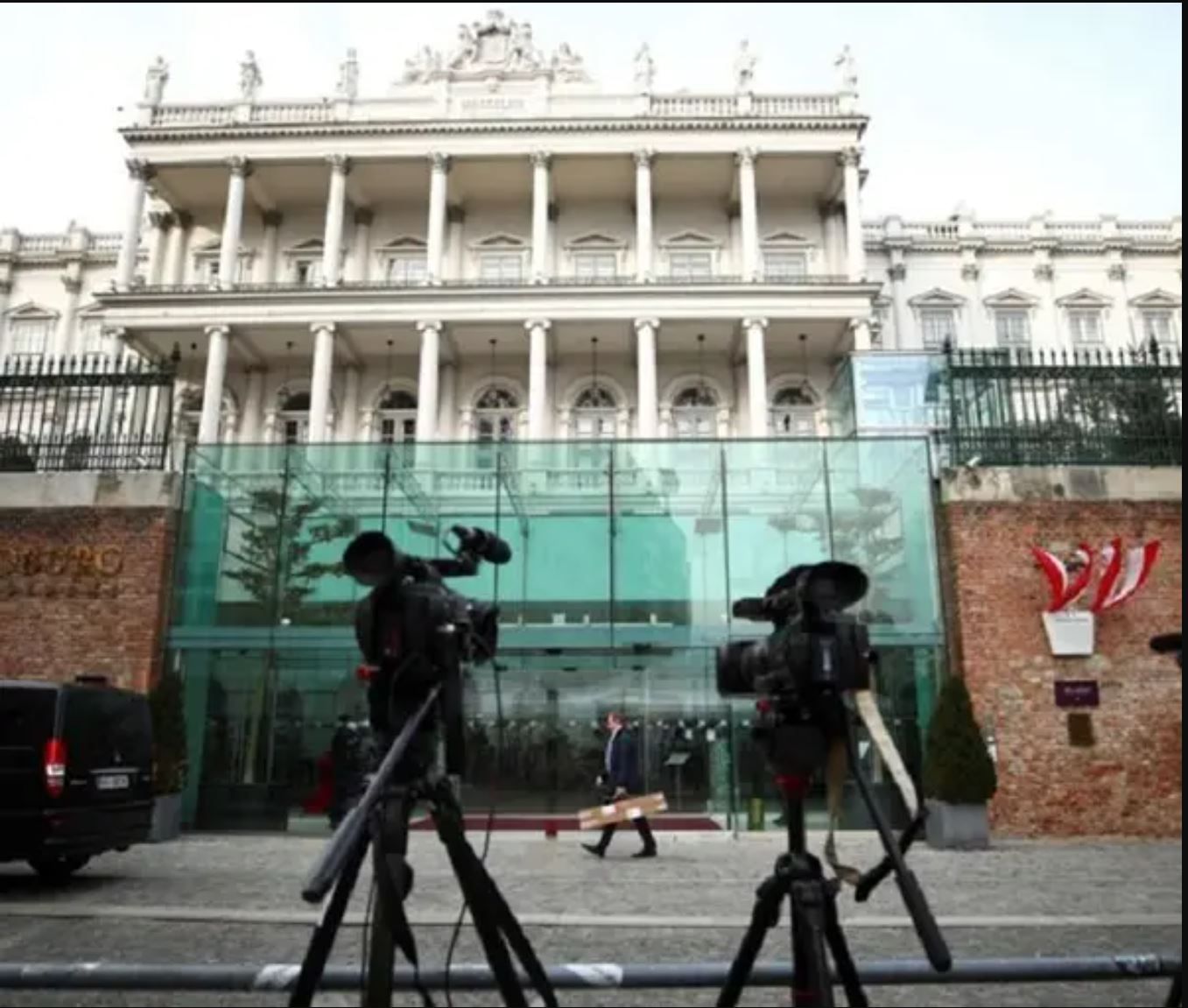 خاص لـ "إیران إنترناشیونال": رد طهران للاتحاد الأوروبي ربما لا يرضي واشنطن