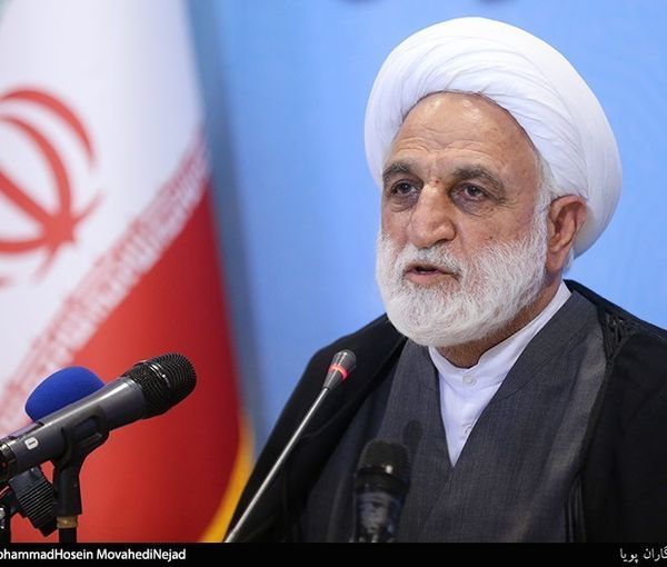 رئيس القضاء الإيراني يأمر موظفيه بمساعدة الأجهزة الأمنية في تطبيق الحجاب الإجباري