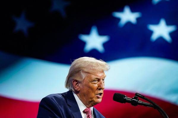 ترامپ: جمهوری اسلامی «حکومتی بیمار و منحرف» است؛ تنها دو هفته با سلاح هستهای فاصله داشت