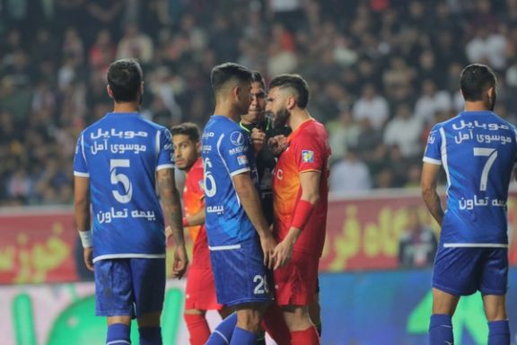 کمیته انضباطی مدیر غایب را بهدلیل بدرفتاری در بازی فولاد و استقلال جریمه کرد!