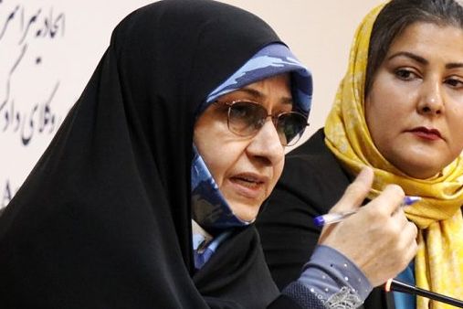 خزعلی، معاون رئیسی: فقط هنر خمینی بود که به این شکل زنان را وارد فعالیت اجتماعی کرد
