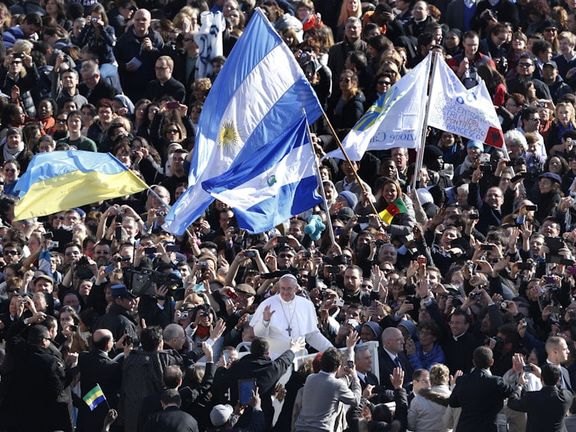 مراسم تحلیف پاپ فرانسیس در ۲۹ اسفند ۱۳۹۱