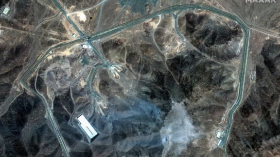 تصاویر ماهوارهای نشان میدهد ایران در کوه کلنگگزلا ورودیهای تاسیسات خود را تقویت میکند