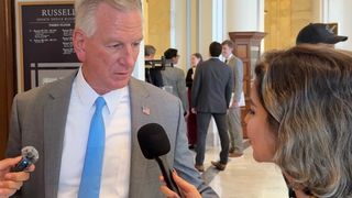 سناتور تام توبِرویل: جمهوری اسلامی ایران نقشی در غزه ندارد