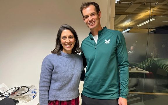 وقتی تنیس، نور امید نازنین زاغری در انفرادی زندان اوین شد