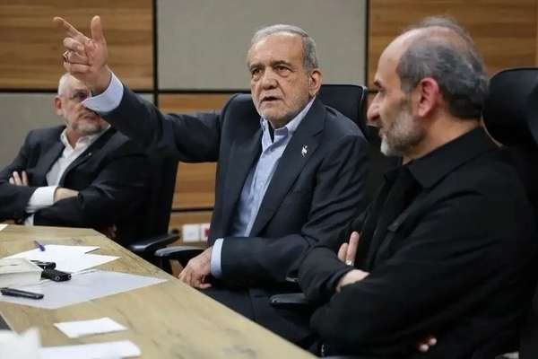 Pezeshkian camp slams state TV over Khamenei US talks edit