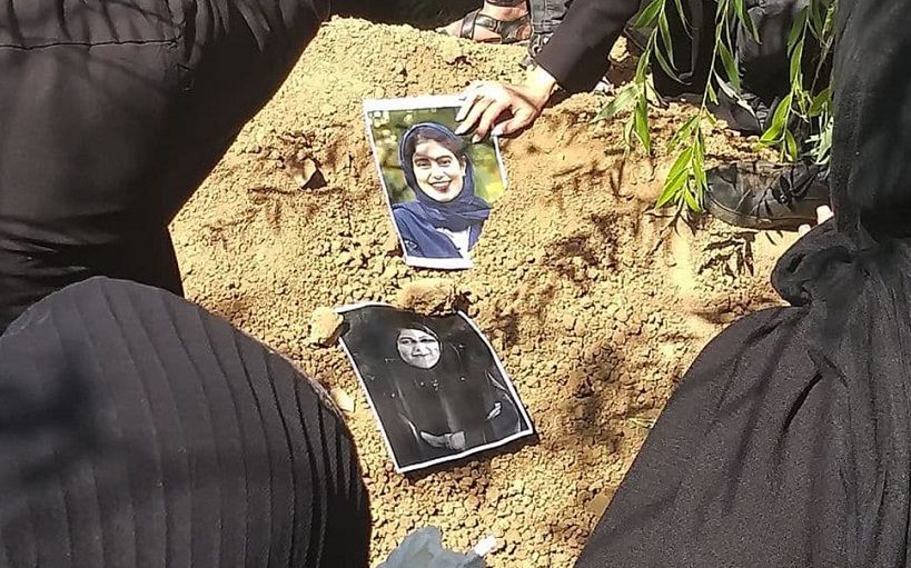 وکیل خانواده دو خبرنگار جان‌باخته: به معرفی راننده به عنوان تنها مقصر اعتراض کردیم