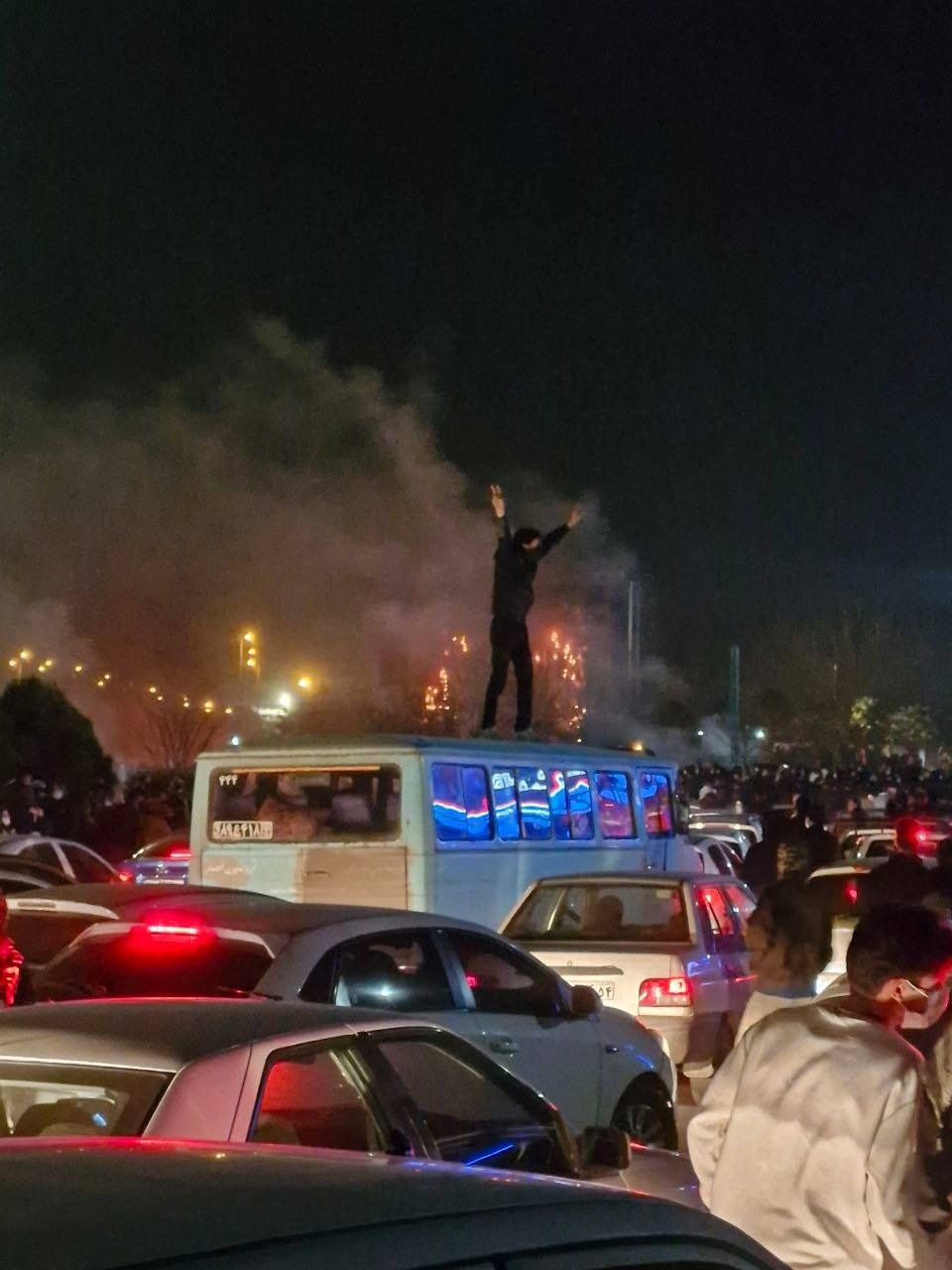 چهل و یکمین روز انقلاب ملی؛ مذاکرات مسقط و تداوم فضای امنیتی در ایران