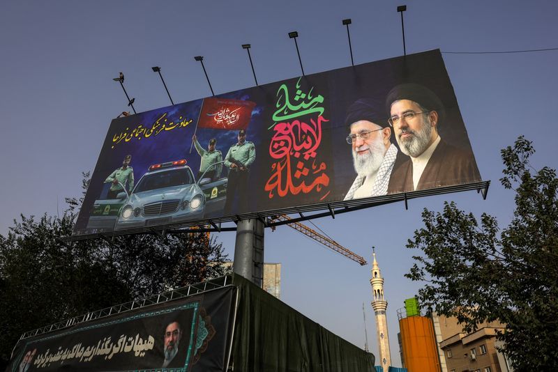 رهبر غایب؛ ابزار تهران برای تداوم جنگ