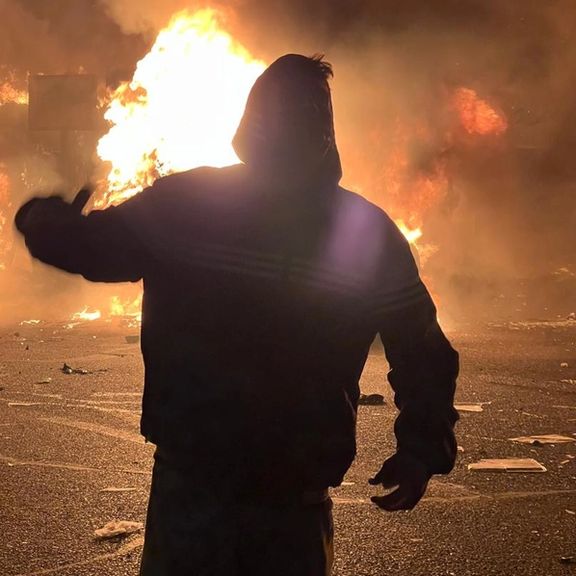 پیام مخاطب: اصفهان با کشتار گسترده مأموران به حمام خون تبدیل شد