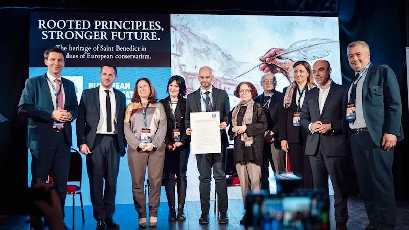 سیاستمداران محافظه‌کار اروپایی برای حفظ ارزش‌های سنتی منشور ارائه کردند