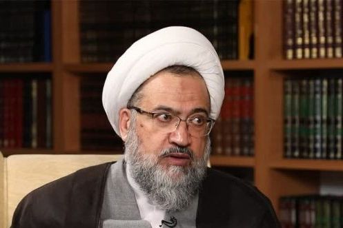 مدرس حوزه علمیه: خرج سگ بعضیها از خانواده پنج نفره بیشتر است