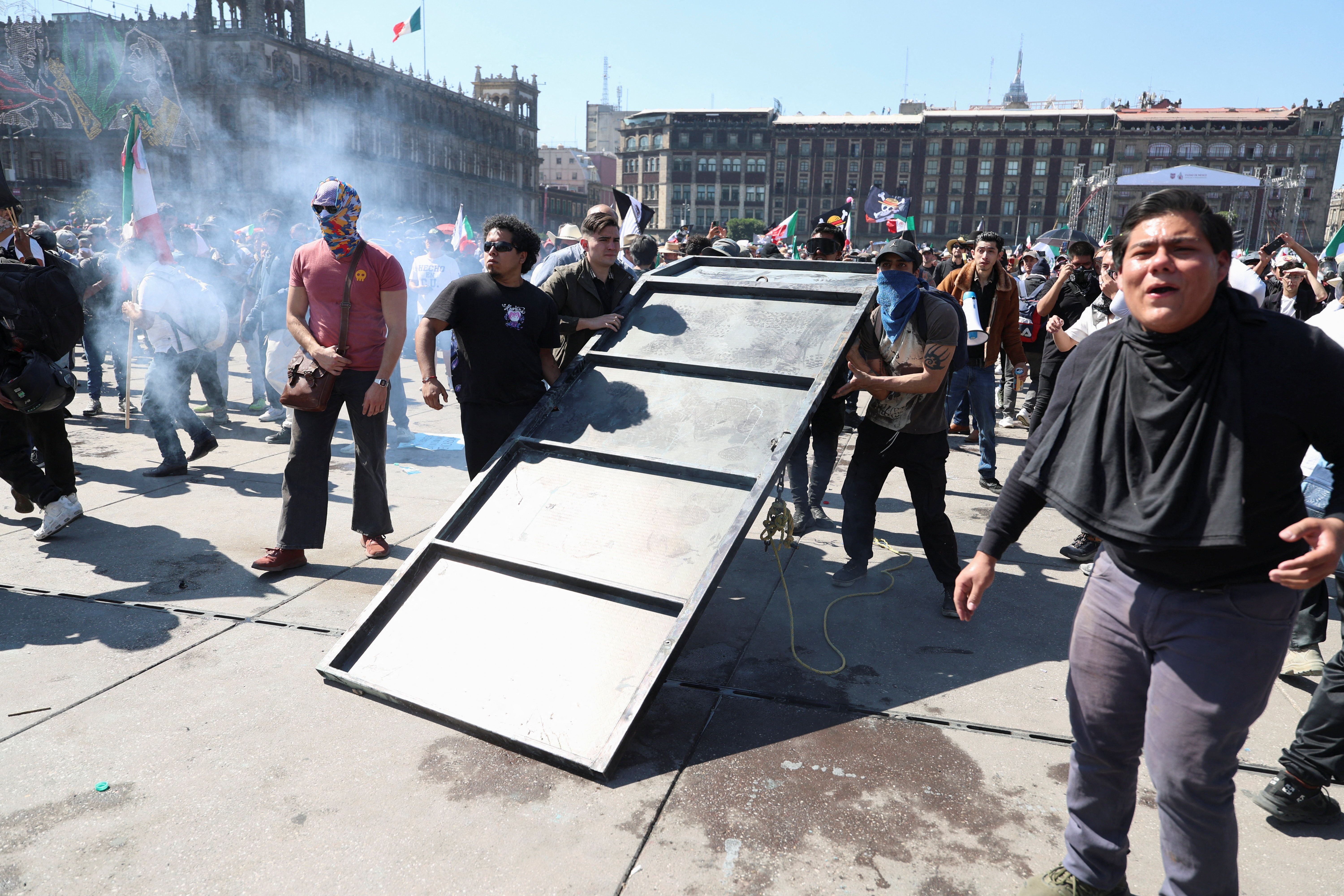 گسترش اعتراض‌های «نسل زد» در مکزیک همزمان با خشم عمومی از قتل یک شهردار