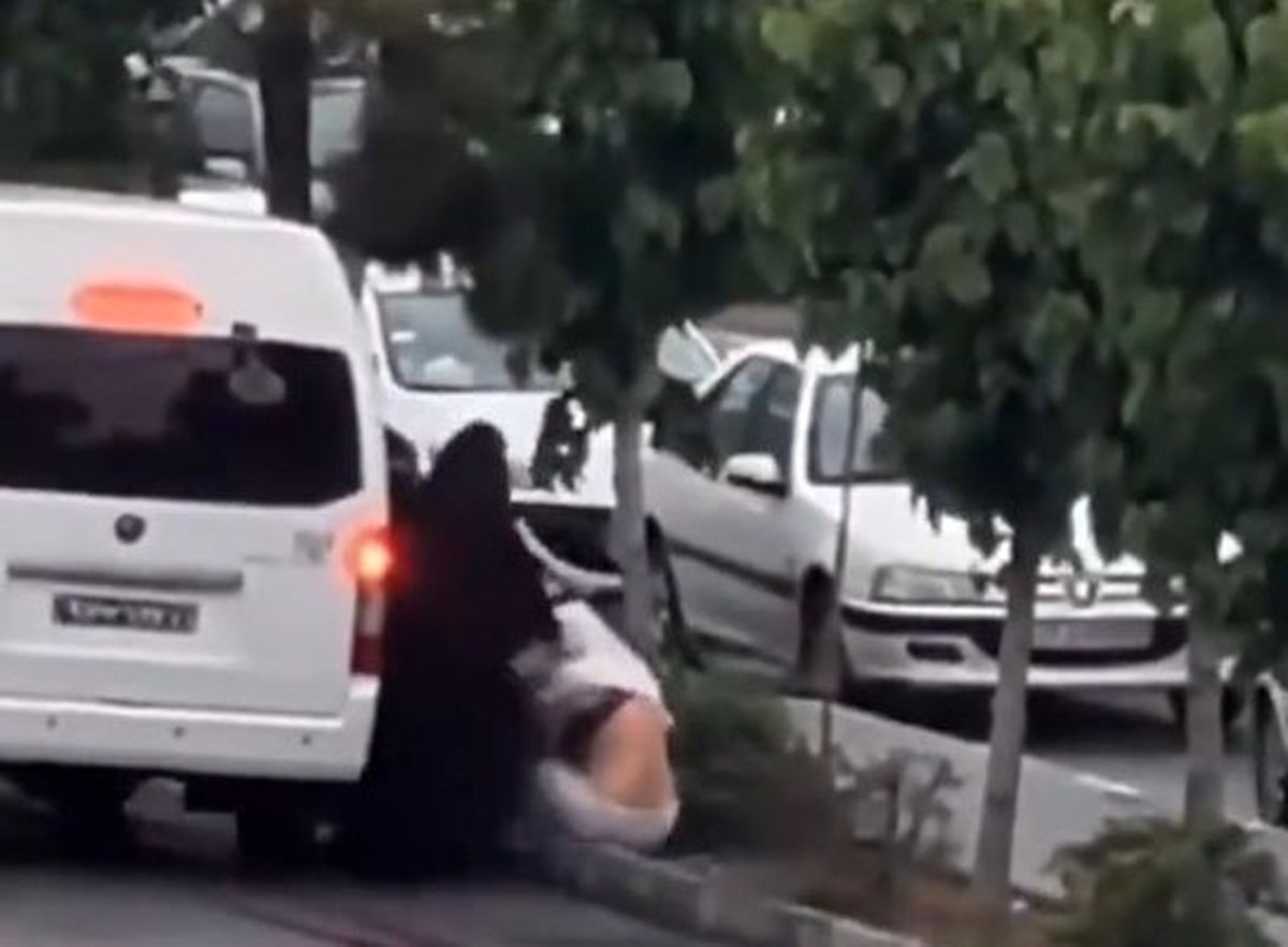 توضیحات نیروی انتظامی درباره مقاومت زن مخالف حجاب اجباری هنگام بازداشت