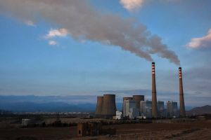 Iran turns to heavy mazut fuel despite worsening air pollution