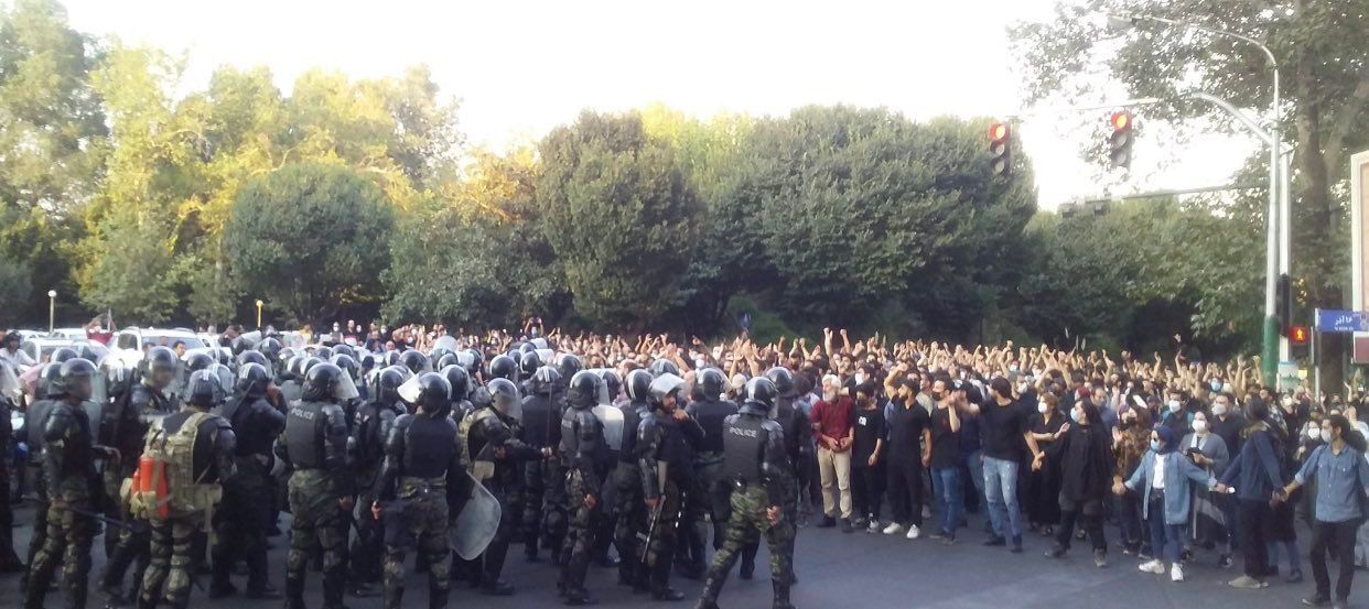 ابراز نگرانی سخنگوی کمیسر عالی حقوق بشر سازمان ملل و عفو بین‌الملل از سرکوب‌ها در ایران