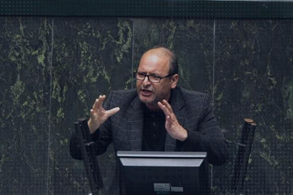 Lawmaker urges Tehran to build nukes, claiming it has nothing to lose
