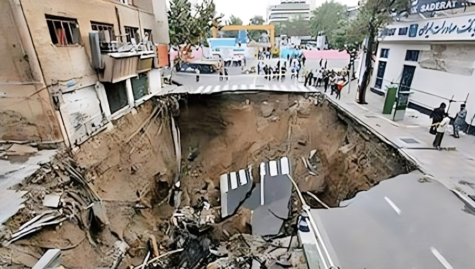 "زلازل صامتة" تهدد أراضي إيران بالانهيار