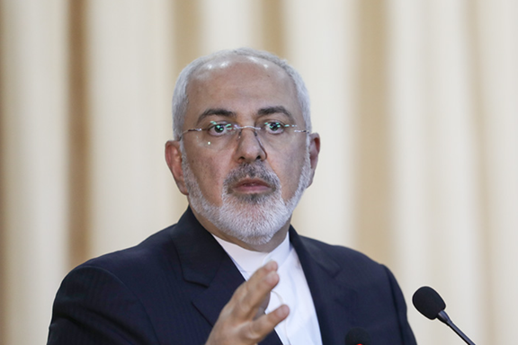 ظريف: تصريحات ترامب حول محاولة إيران اغتياله "حيلة دعائية"