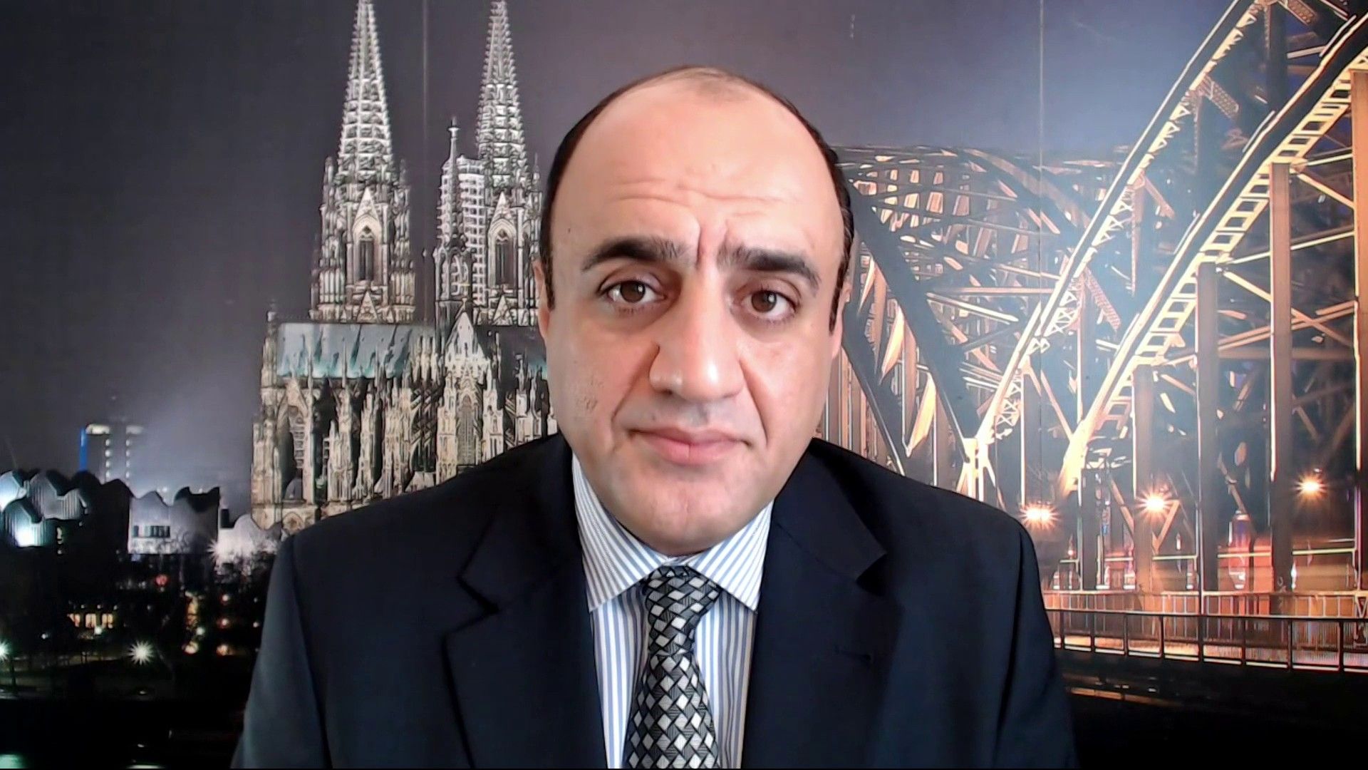 Mehdi Mahdavi-Azad, a political contributor to Iran International TV discussing the massive corruption scandal