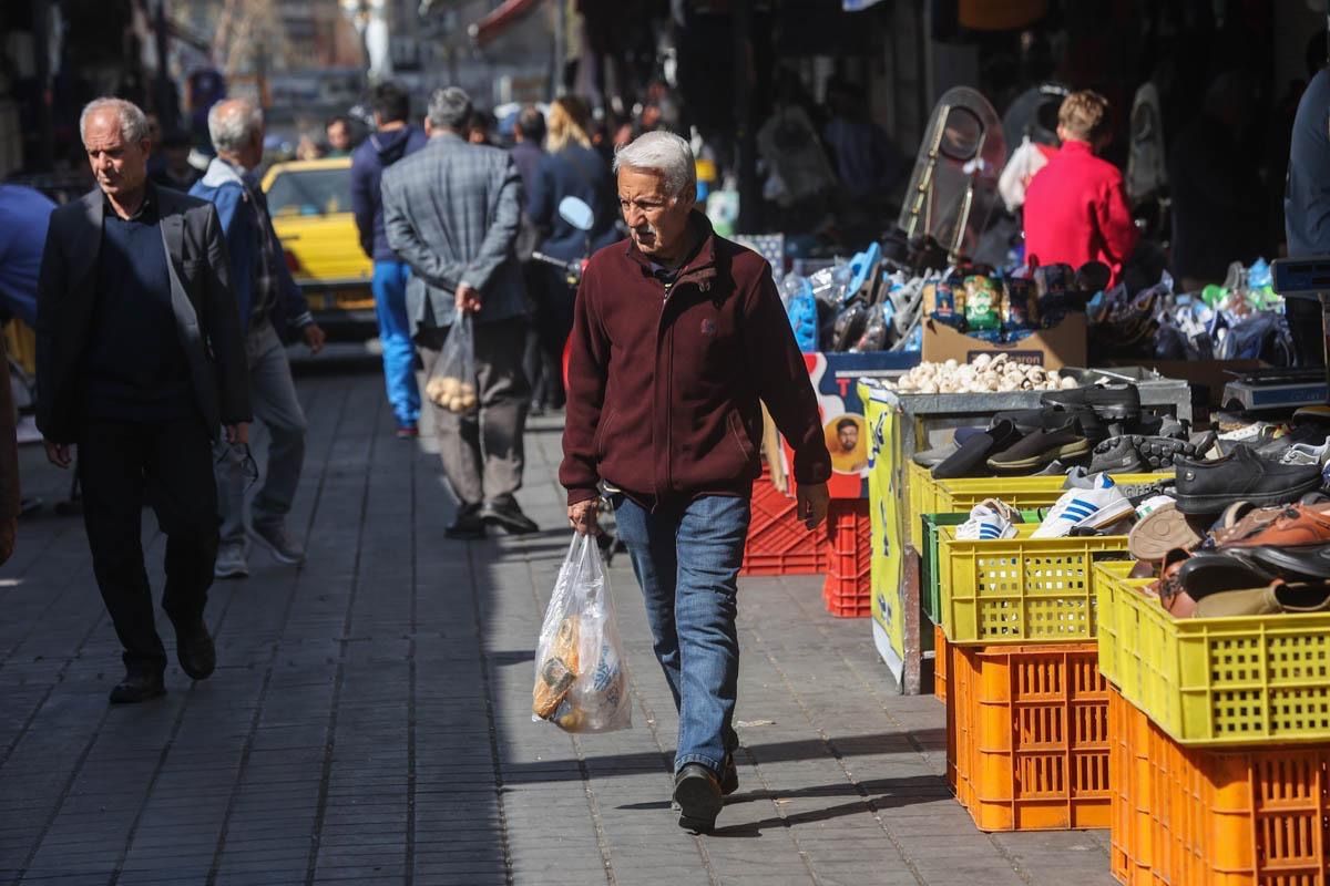 Tehran press turn to survival as war upends Iranian New Year