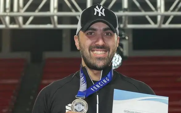 بهعنوان اولین ایرانی تاریخ؛ علی پاکدامن، سومین شمشیرباز برتر رنکینگ جهانی