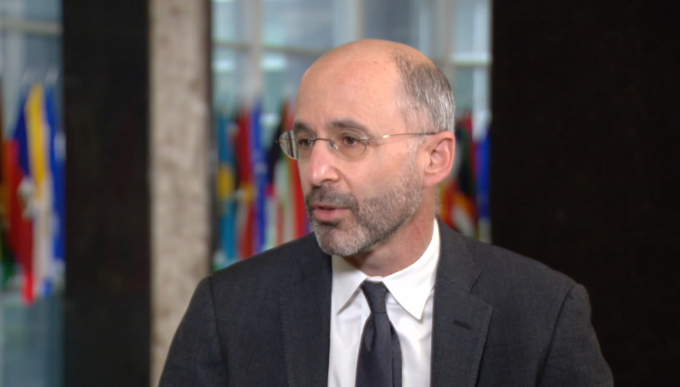 روبرت مالي: على إيران الاختيار بين إحياء الاتفاق النووي أو البقاء مع روسيا المعزولة دوليا