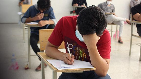 نماینده مجلس: یک نفر در کنکور در ریش خود اسکنر کار گذاشته بود