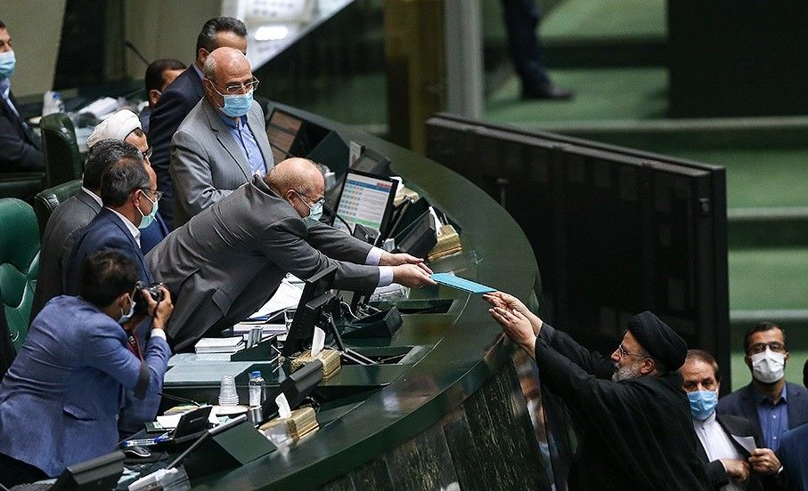 President Ebrahim Raisi submitting the administration’s draft of the national budget bill 