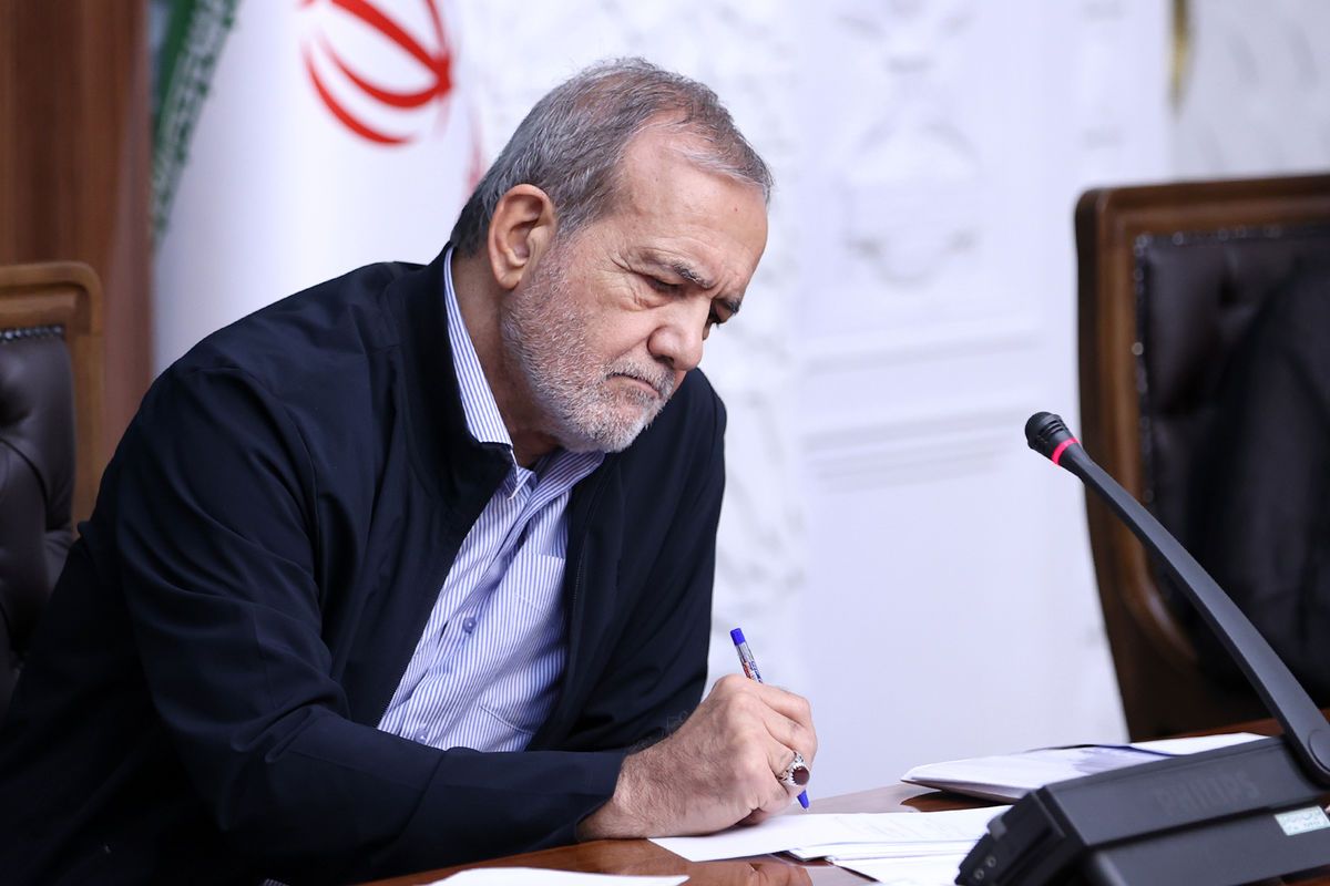 مصوبه‌ تازه جمهوری اسلامی، گفتمان عمومی و دانشگاه‌ها را زیر سایه سیاست‌های «دفاعی» می‌برد