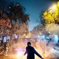 Calls by Iranians for US strike grow as Trump delays action