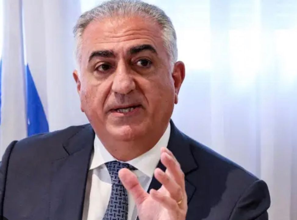 Exiled prince warns Western powers against appeasing Khamenei's new 'lackey'