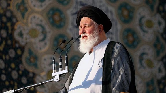 Friday Imam of Mashhad: The enemy propagandizes with various means not to vaccinate people