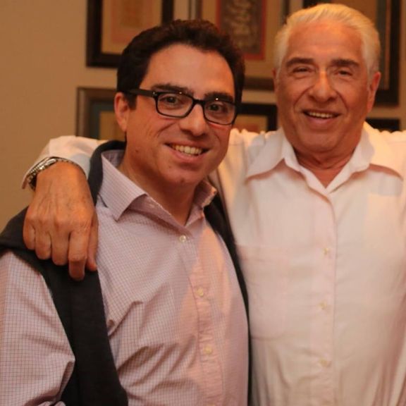 خانواده سیامک و باقر نمازی نسبت به وضعیت سلامتی آنها در زندان ایران هشدار دادند